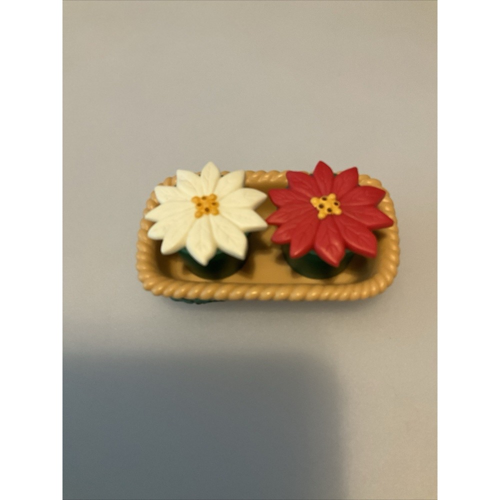 Vintage Blossoms Salt & Pepper Shakers w Basket Set Poinsettias W/O Box
